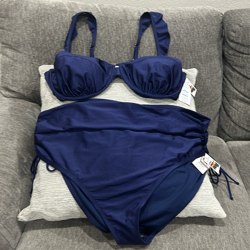 Ruffle plus underwear top and ruched plus bottom